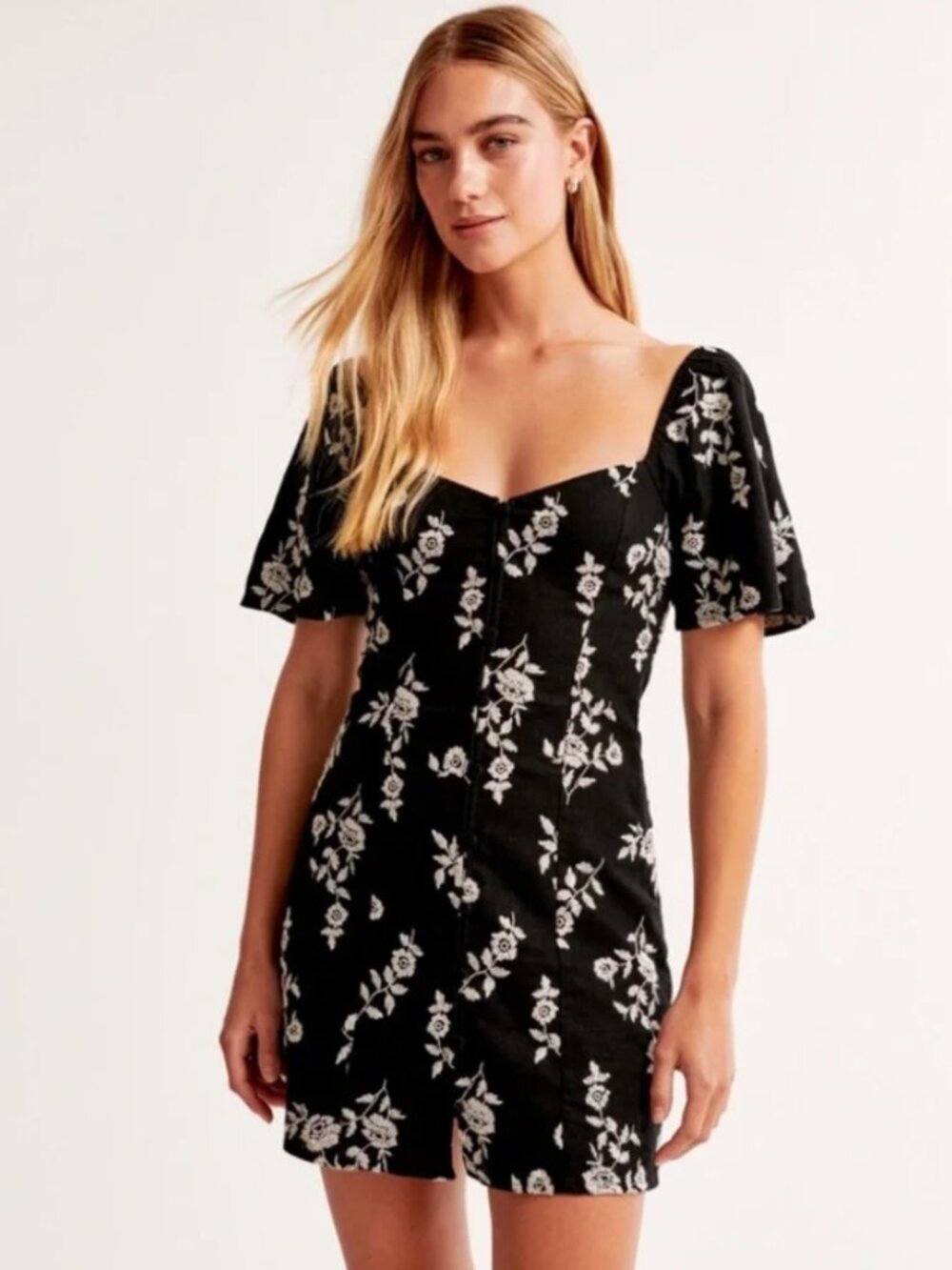Abercrombie Women's Linen-Blend Button-Through Mini Dress size MEDIUM
